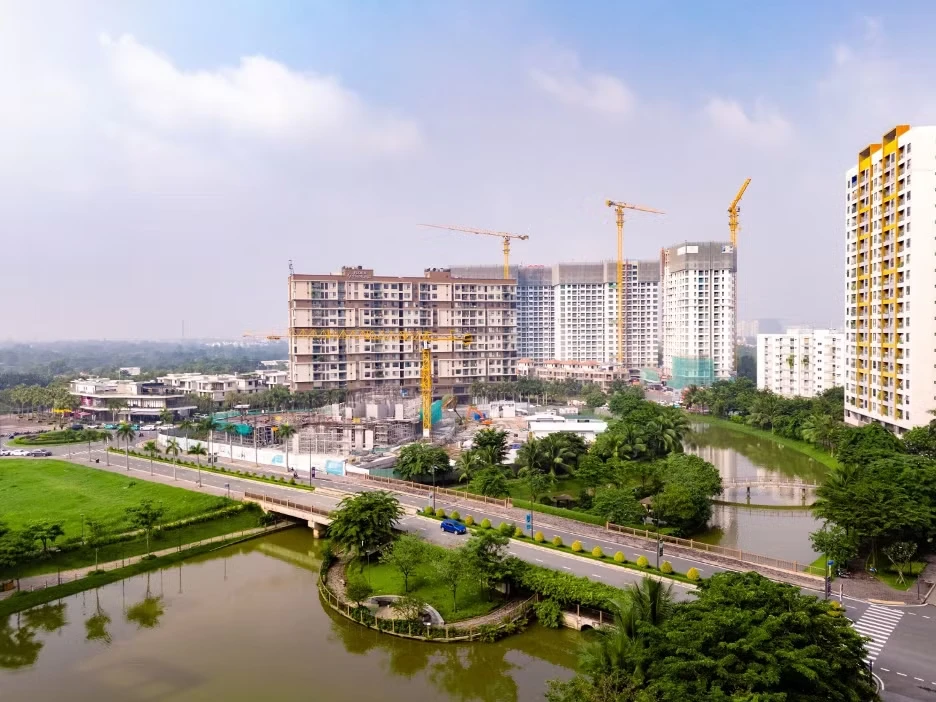Công trường thi công phân khu Trellia Cove tại Mizuki Park nhìn từ trên cao